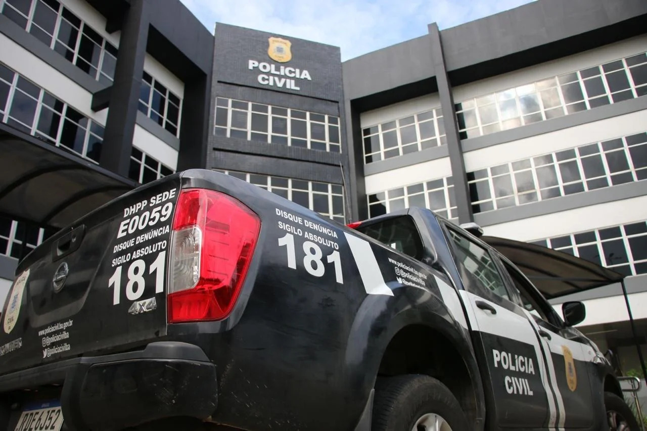 Confira as etapas e provas do concurso PC BA; 750 vagas e iniciais de até R$ 16,4 mil!